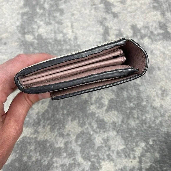 Gucci Continental Long Wallet Monogram GG Supreme Ivory Beige Belt Buckle Flap - Picture 5 of 17